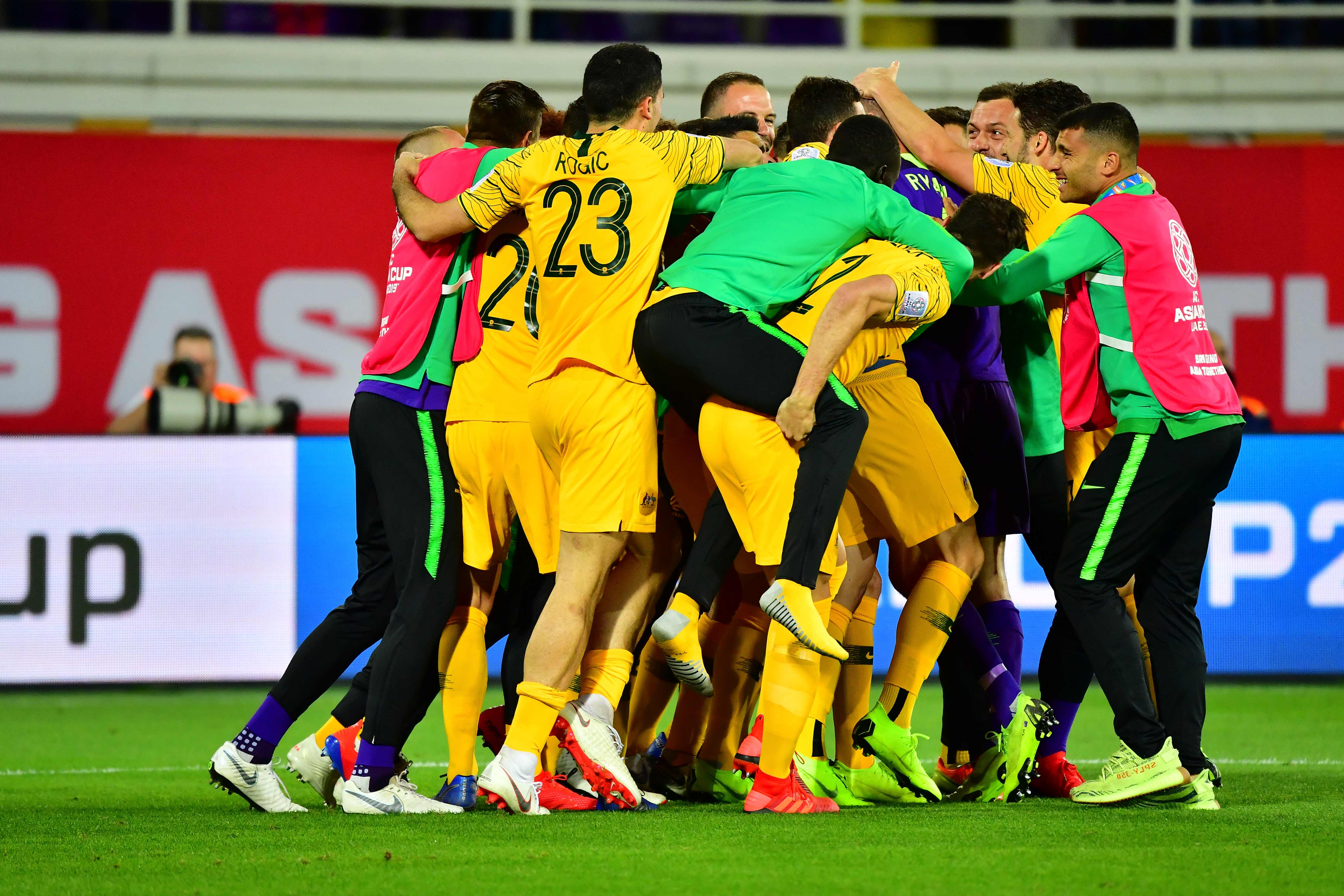 开云体育官网-牙买加篮球队表现抢眼成功晋级八强