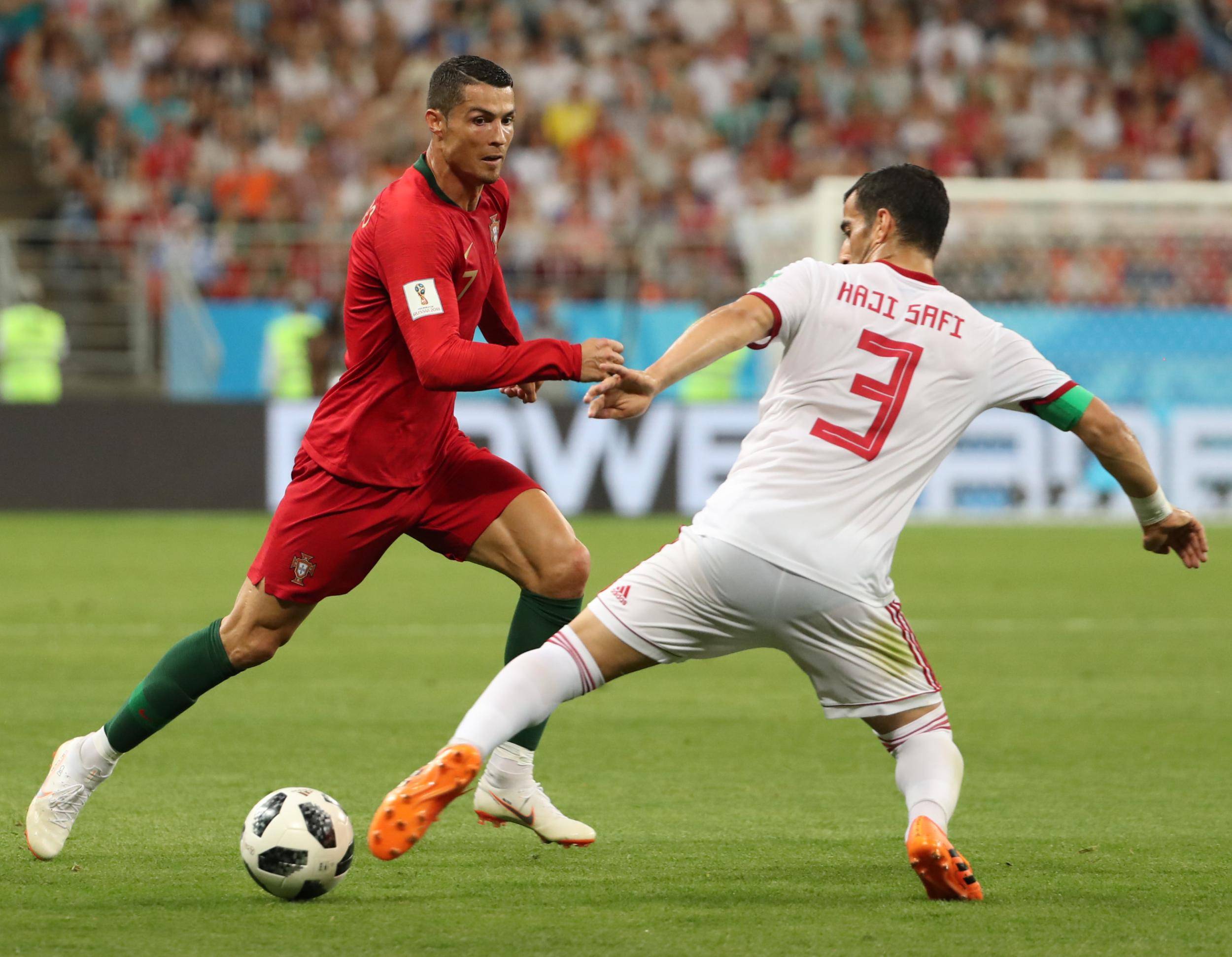 乌克兰逆转葡萄牙,成功晋级欧洲杯 乌克兰逆转葡萄牙,成功晋级欧洲杯