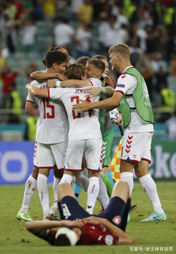 开云体育-TSM翻盘T1，Hanssama开启传奇时刻激烈交锋四强赛，成为赛场最大亮点的简单介绍