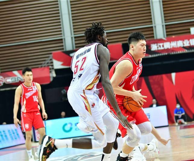 包含青海男篮客场失利，遗憾止步八强淘汰的词条