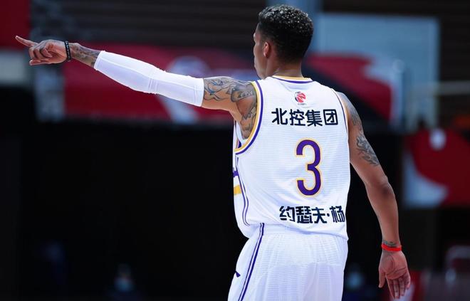 开云体育中国-包含新赛季交战擦出火花，各队实力逐渐浮现的词条