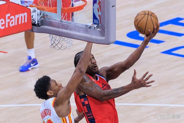 开云体育平台APP-猛龙客场击败老鹰,伦纳德29分10篮板率队夺下胜利