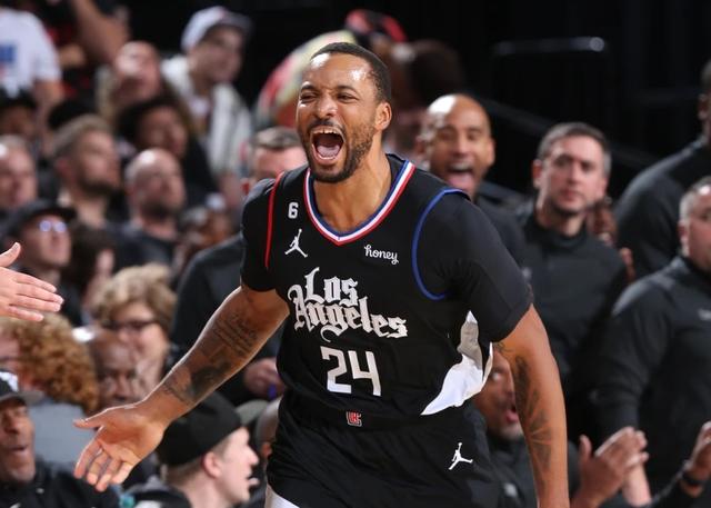 包含史密斯飙15个三,快船重振旗鼓的词条 包含史密斯飙15个三,快船重振旗鼓的词条