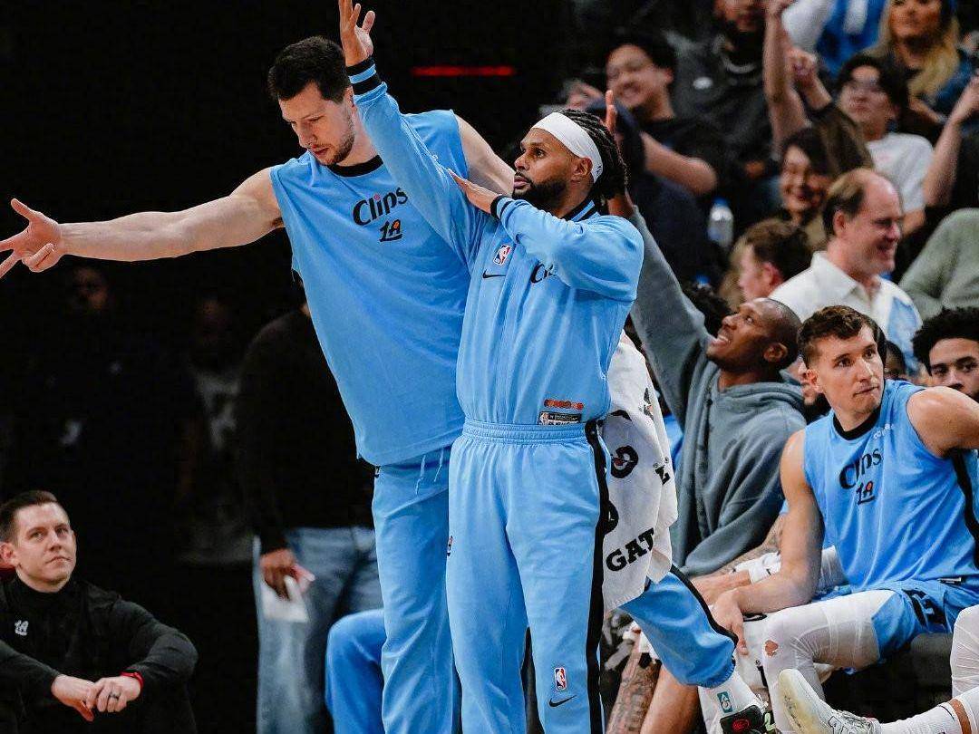 包含史密斯飙15个三,快船重振旗鼓的词条 包含史密斯飙15个三,快船重振旗鼓的词条