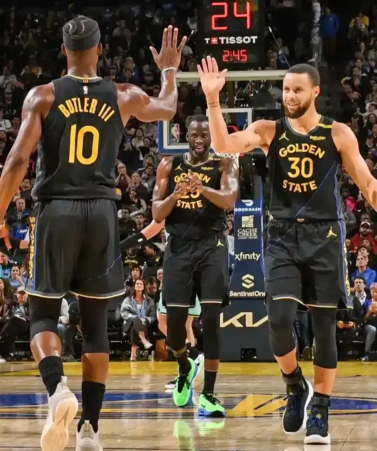 开云体育下载-包含勇士主场轻取老鹰,迎来三连胜的词条