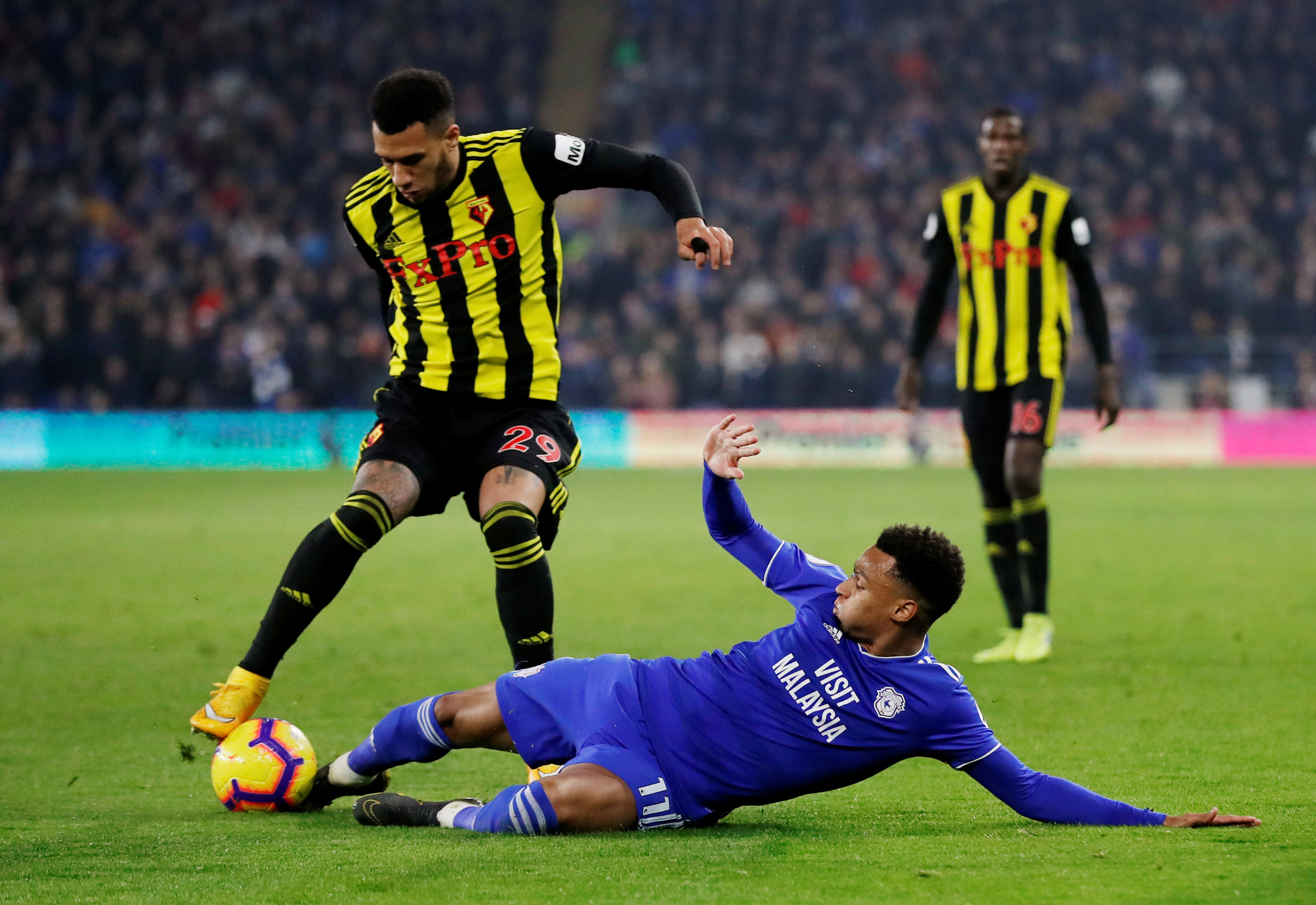 开云体育入口-沃特福德客场爆冷，击败对手