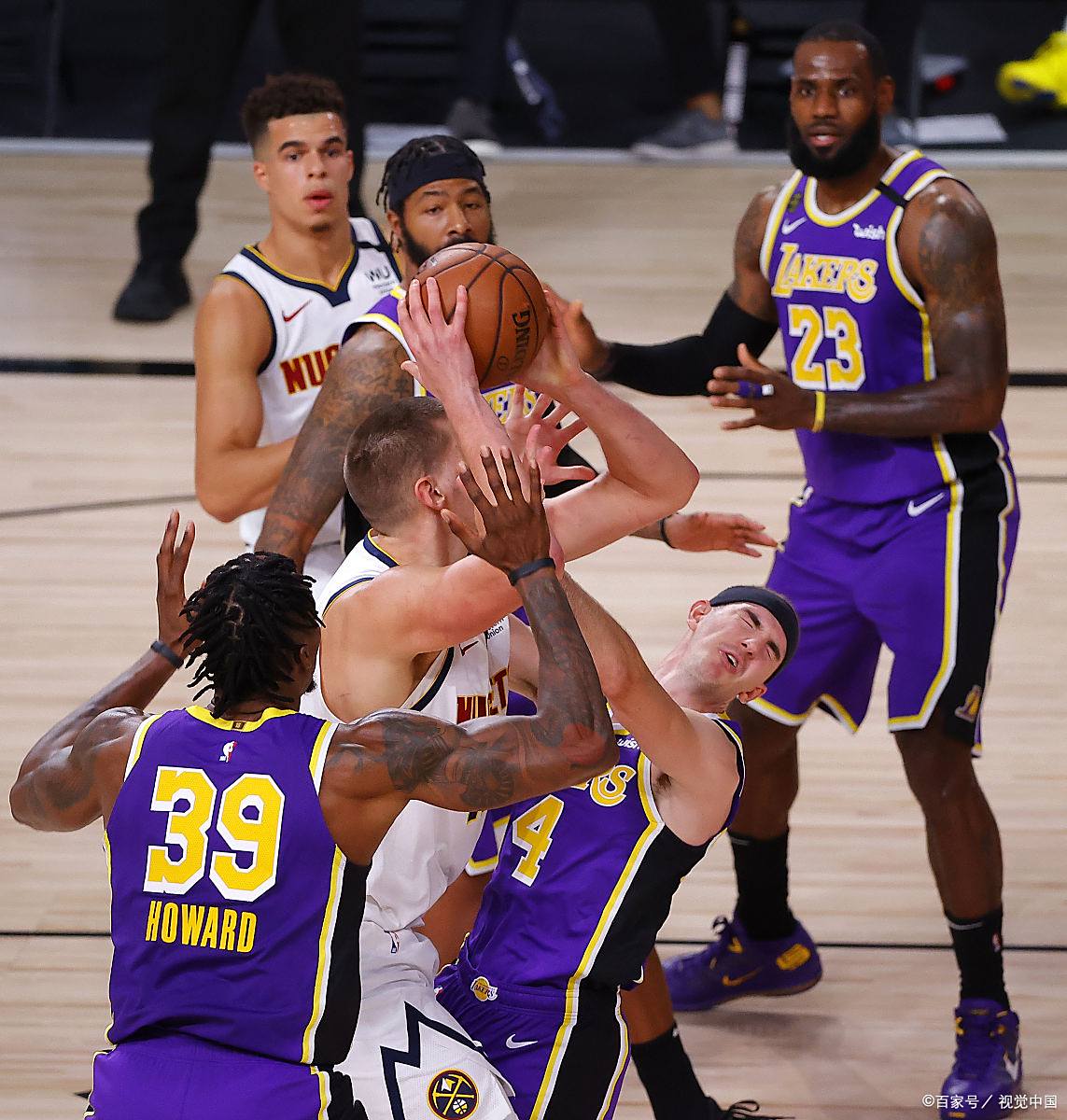 开云下载-掘金绝杀福建队，詹姆斯状态火热