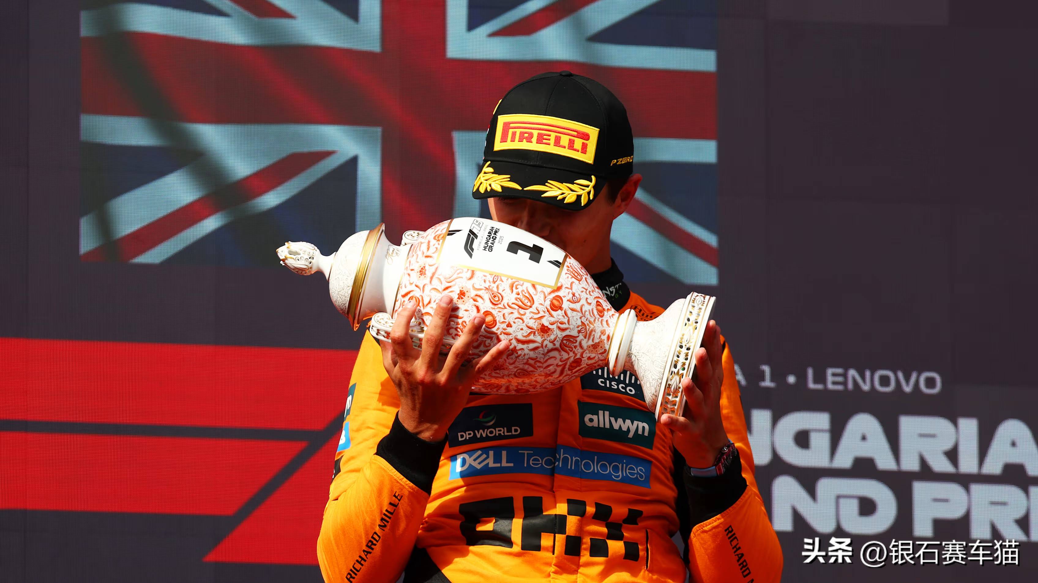 开云体育登录-关于阿斯顿马丁逆转迈凯伦，塞恩斯点燃赛场的信息